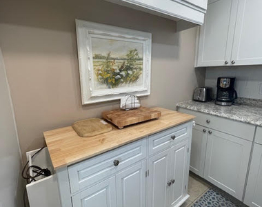 51 Tilford C - Photo Thumbnail 9