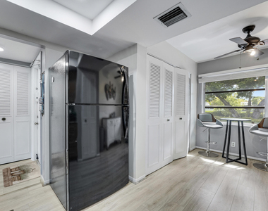 14849 Cumberland Drive - Photo Thumbnail 10