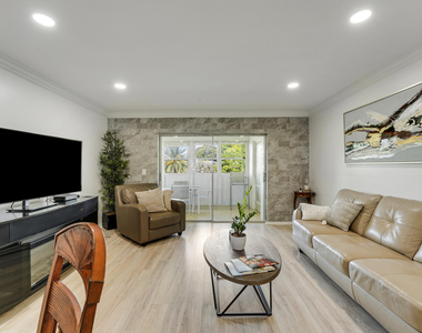14849 Cumberland Drive - Photo Thumbnail 1