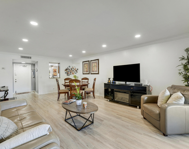 14849 Cumberland Drive - Photo Thumbnail 4