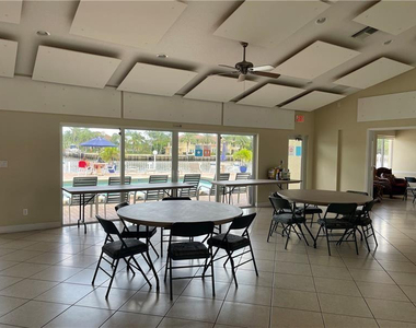 624 Snug Harbor Drive - Photo Thumbnail 5