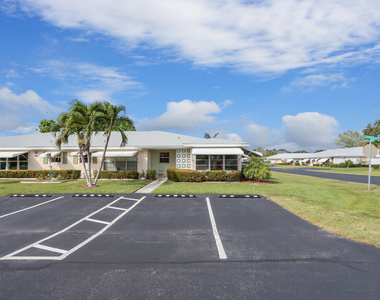 404 Sandpiper Drive - Photo Thumbnail 2