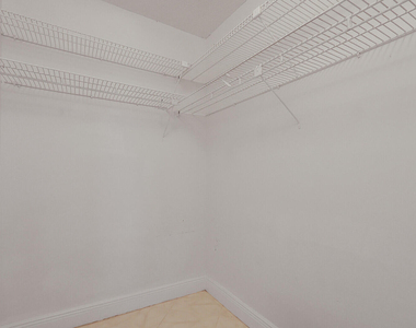 404 Sandpiper Drive - Photo Thumbnail 23