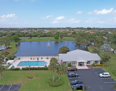 404 Sandpiper Drive - Photo Thumbnail 27