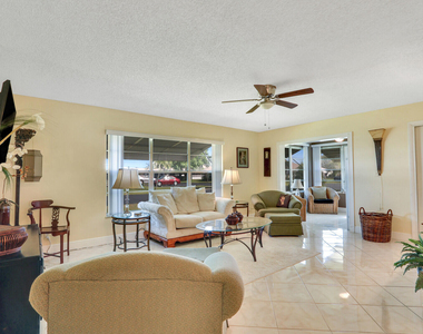 404 Sandpiper Drive - Photo Thumbnail 7