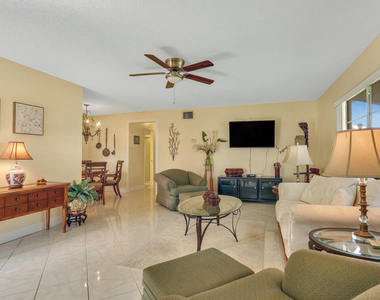 404 Sandpiper Drive - Photo Thumbnail 8