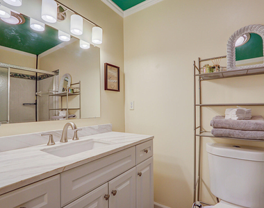 404 Sandpiper Drive - Photo Thumbnail 18