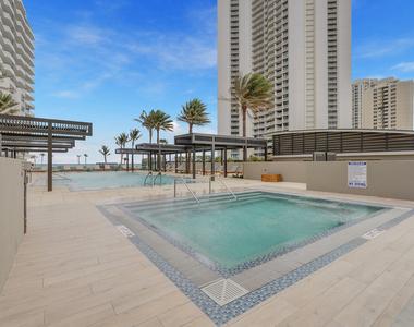3100 N Ocean Drive - Photo Thumbnail 3