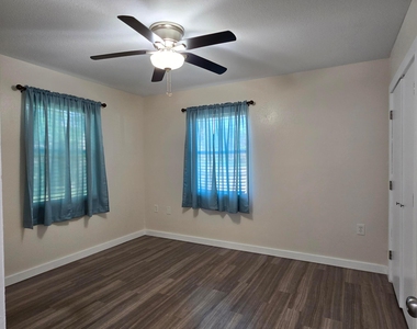 330 Barraclough Street - Photo Thumbnail 11
