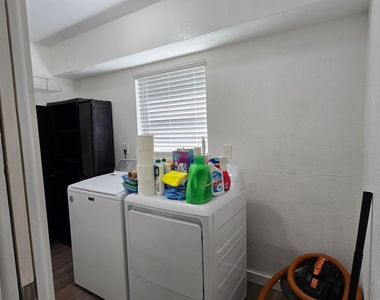 330 Barraclough Street - Photo Thumbnail 14