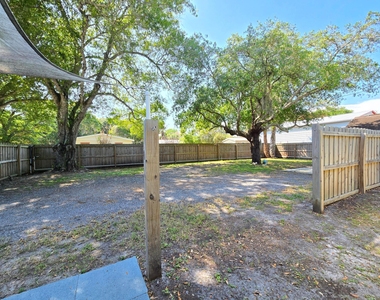 330 Barraclough Street - Photo Thumbnail 19