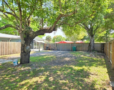 330 Barraclough Street - Photo Thumbnail 2