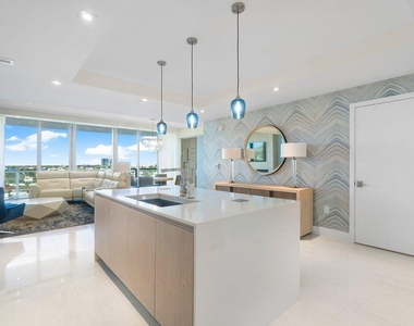 3100 N Ocean Drive - Photo Thumbnail 1