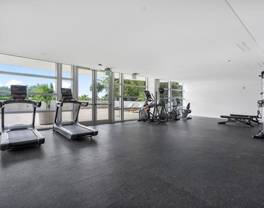 3100 N Ocean Drive - Photo Thumbnail 29