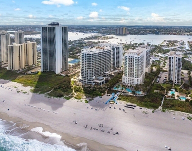 3100 N Ocean Drive - Photo Thumbnail 17