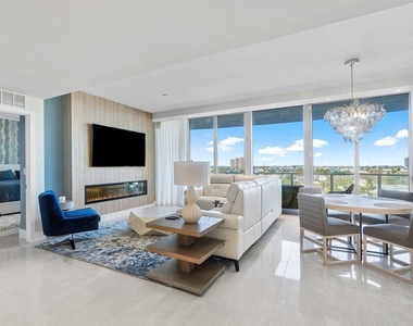 3100 N Ocean Drive - Photo Thumbnail 2