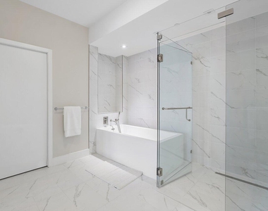 3100 N Ocean Drive - Photo Thumbnail 11