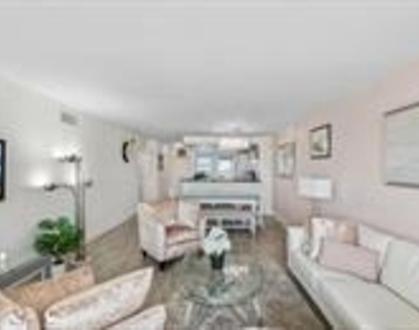 750 N Ocean Boulevard - Photo Thumbnail 6