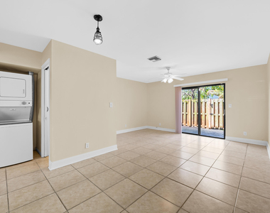3281 E Golf Boulevard - Photo Thumbnail 7