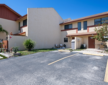3281 E Golf Boulevard - Photo Thumbnail 20