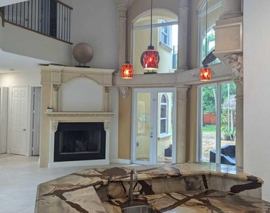 6301 Sw 58th Court - Photo Thumbnail 9