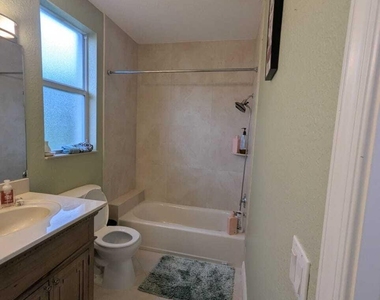 6301 Sw 58th Court - Photo Thumbnail 26