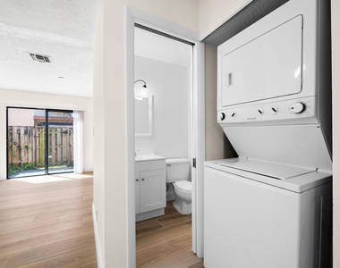 3281 E Golf Boulevard - Photo Thumbnail 9