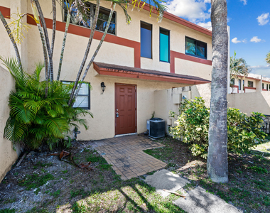 3281 E Golf Boulevard - Photo Thumbnail 20