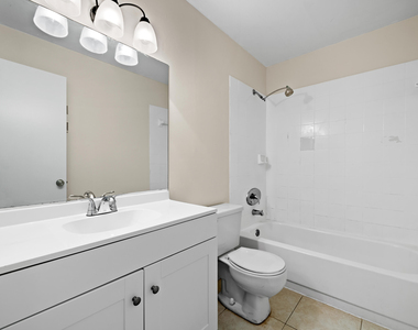 3281 E Golf Boulevard - Photo Thumbnail 13