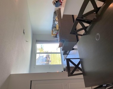 410 Se Crossoak Lane - Photo Thumbnail 16