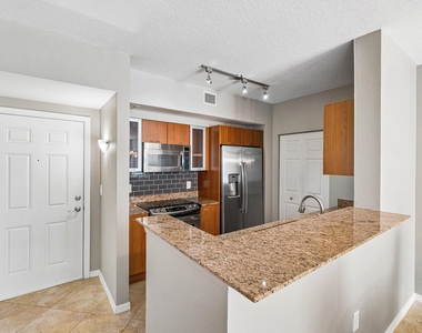 700 E Boynton Beach Boulevard - Photo Thumbnail 4