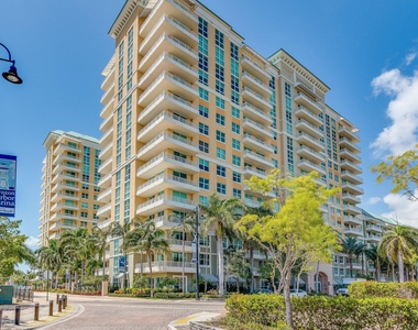 700 E Boynton Beach Boulevard - Photo Thumbnail 1