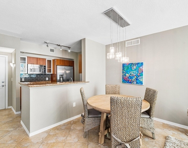 700 E Boynton Beach Boulevard - Photo Thumbnail 3