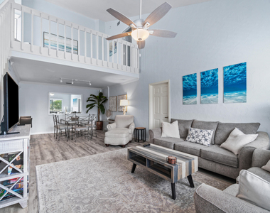 470 Bella Vista Court N - Photo Thumbnail 4