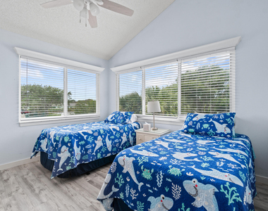 470 Bella Vista Court N - Photo Thumbnail 23