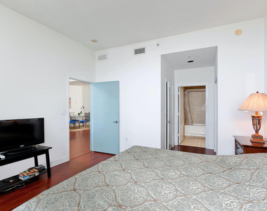 1551 N Flagler Dr Drive - Photo Thumbnail 12