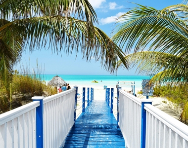 301 S Seas Drive - Photo Thumbnail 37
