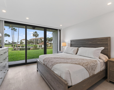 301 S Seas Drive - Photo Thumbnail 11