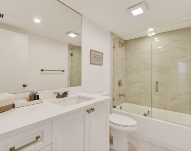 301 S Seas Drive - Photo Thumbnail 18