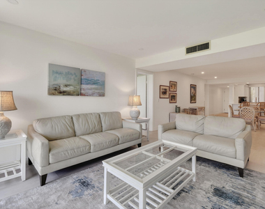301 S Seas Drive - Photo Thumbnail 2