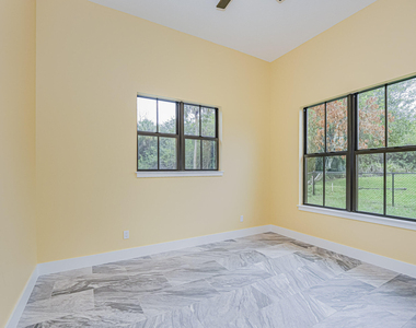 12906 83rd Avenue - Photo Thumbnail 21