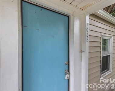 1022 Wood Street - Photo Thumbnail 5