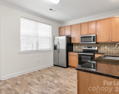 129 High Ridge Road - Photo Thumbnail 6