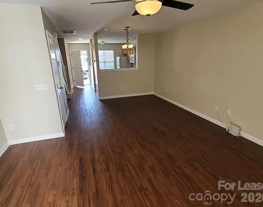 10034 Pergola View Court - Photo Thumbnail 7