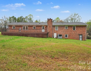 11002 Harrisburg Road - Photo Thumbnail 16