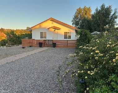 37645 Via De Los Arboles - Photo Thumbnail 30