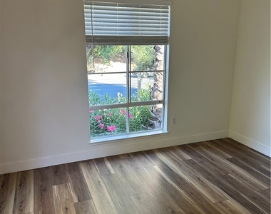 4201 Las Virgenes Road - Photo Thumbnail 6