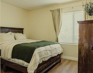 218 Newcastle Avenue - Photo Thumbnail 20