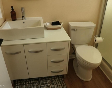 218 Newcastle Avenue - Photo Thumbnail 12