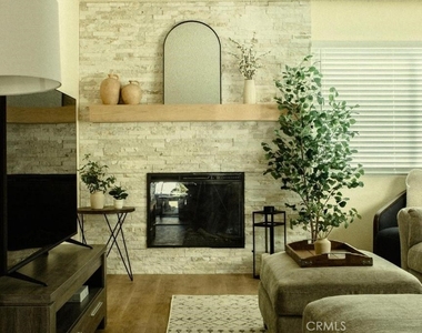 218 Newcastle Avenue - Photo Thumbnail 9